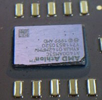 Durch unsachgemäße Montage zerstörte Athlon-CPU