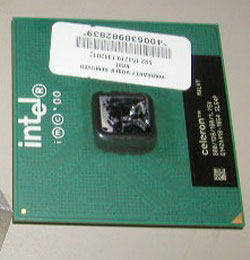 Durch Hitze zerstörte Celeron-CPU